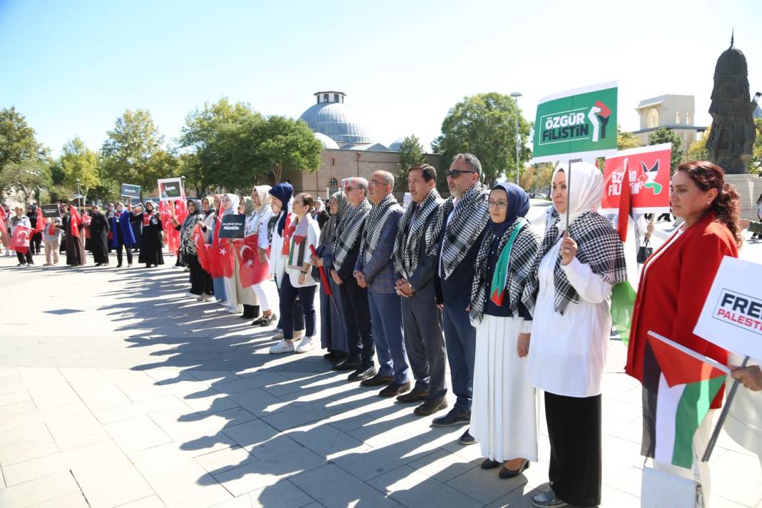 Gazze için sessiz çığlık Konya’da yankılandı 9